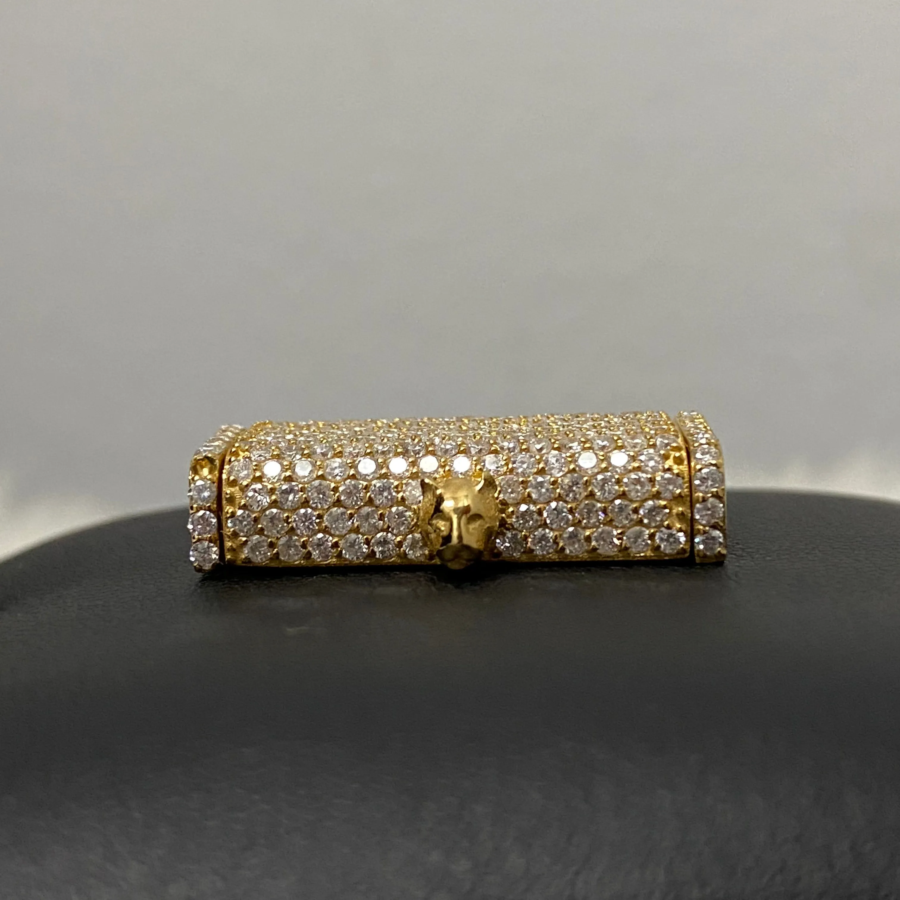 10K Yellow Gold Diamond Sleek Lock 1.80Ct Dia / 6.3gr / 12mm