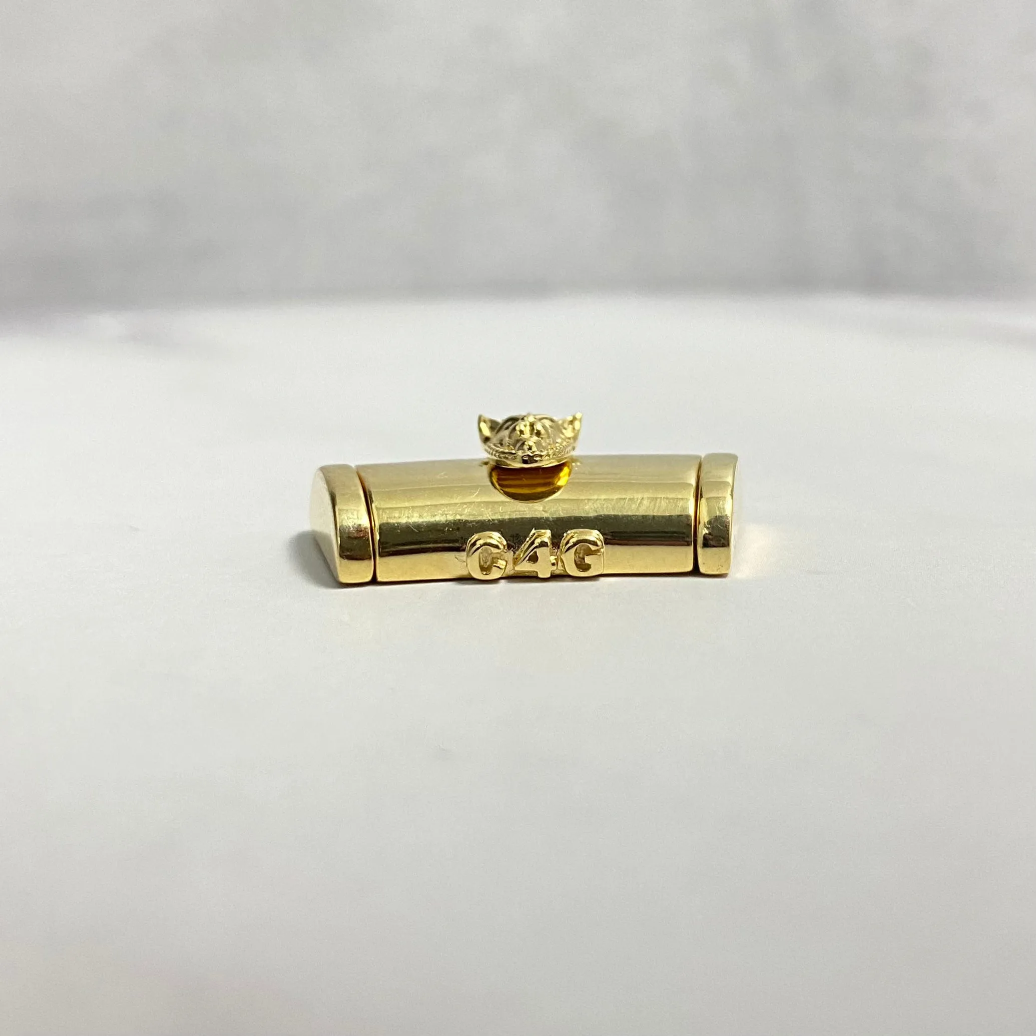 10K Yellow Gold Plain Sleek Lock With Panther / 10.3gr / 13mm / 1in