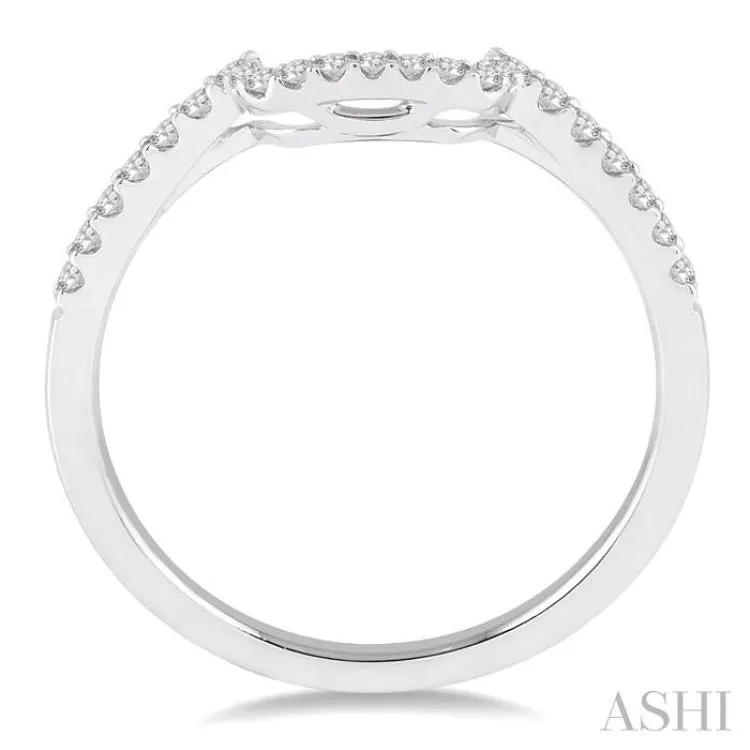 1/5 Ctw Round Cut Diamond Wedding Band in 14K White Gold
