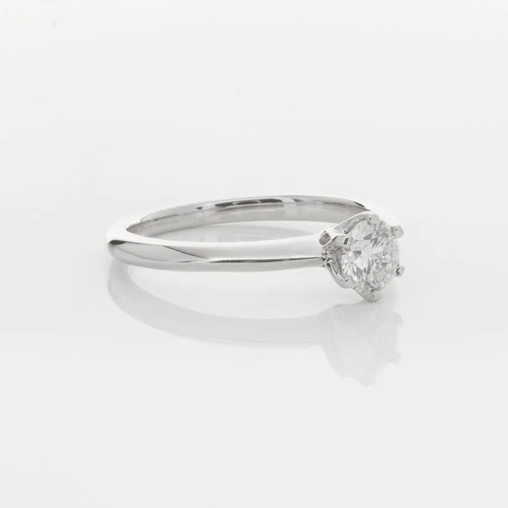 18ct White Gold .50ct Diamond Cosmopolitan Ring