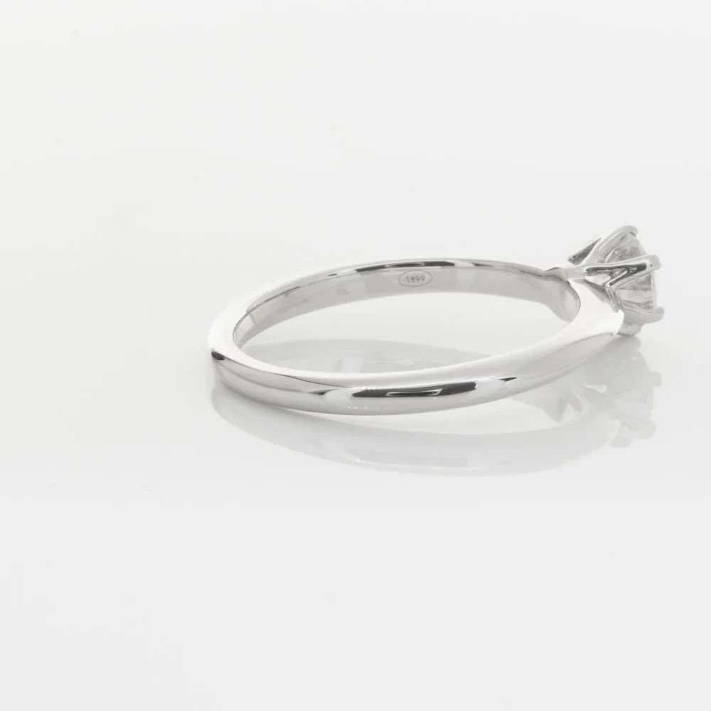 18ct White Gold .50ct Diamond Cosmopolitan Ring