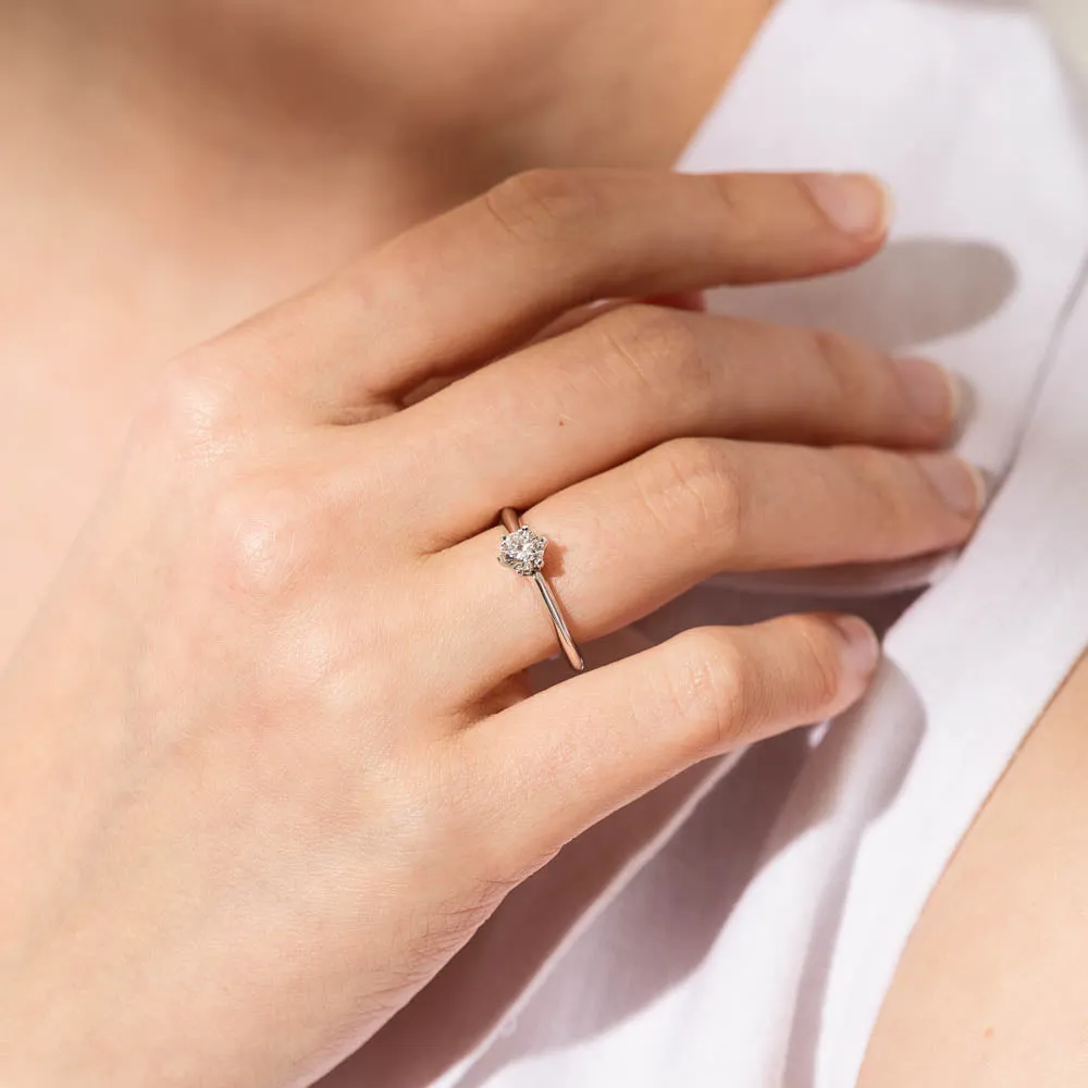 18ct White Gold .50ct Diamond Cosmopolitan Ring