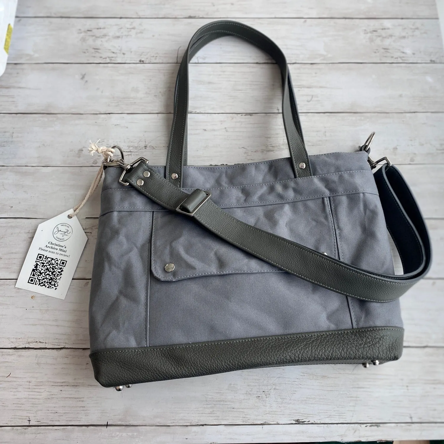 Archive Mini in Light Gray, Steel