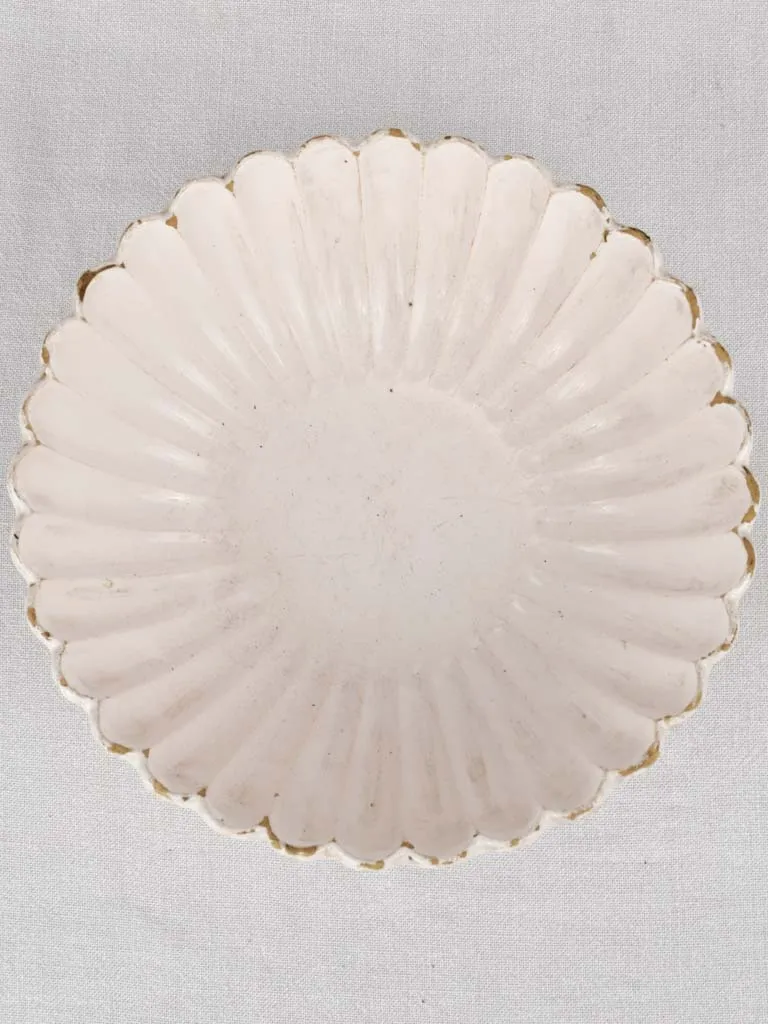 Bowl, scalloped ironstone, 18th-century 13"