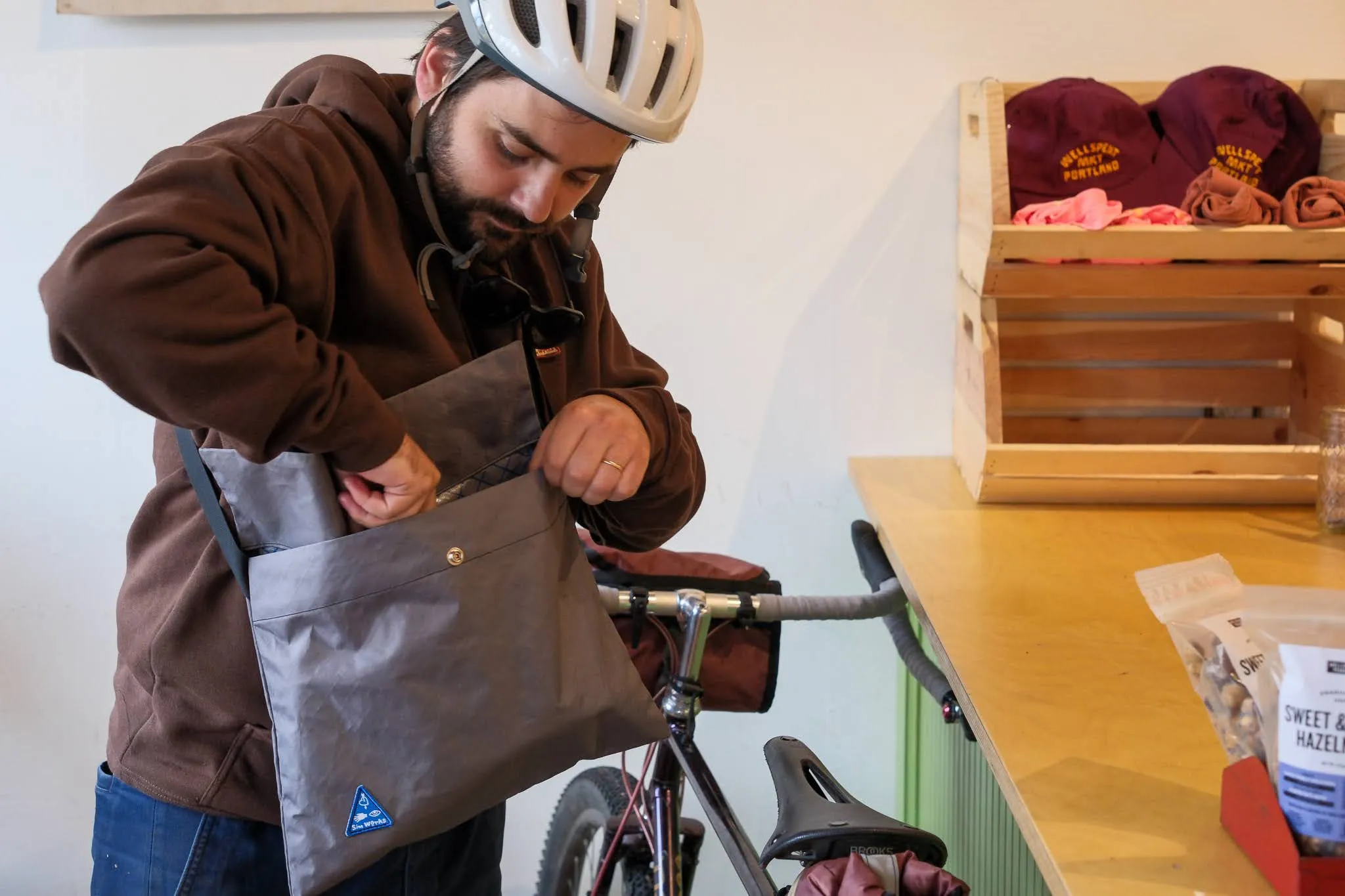 Corner Store Musette