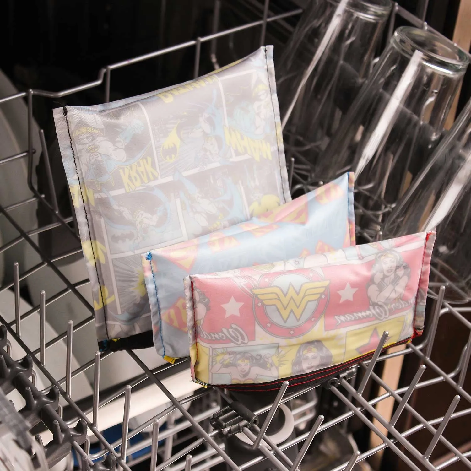 DC Comics Reusable Snack Bag, Large