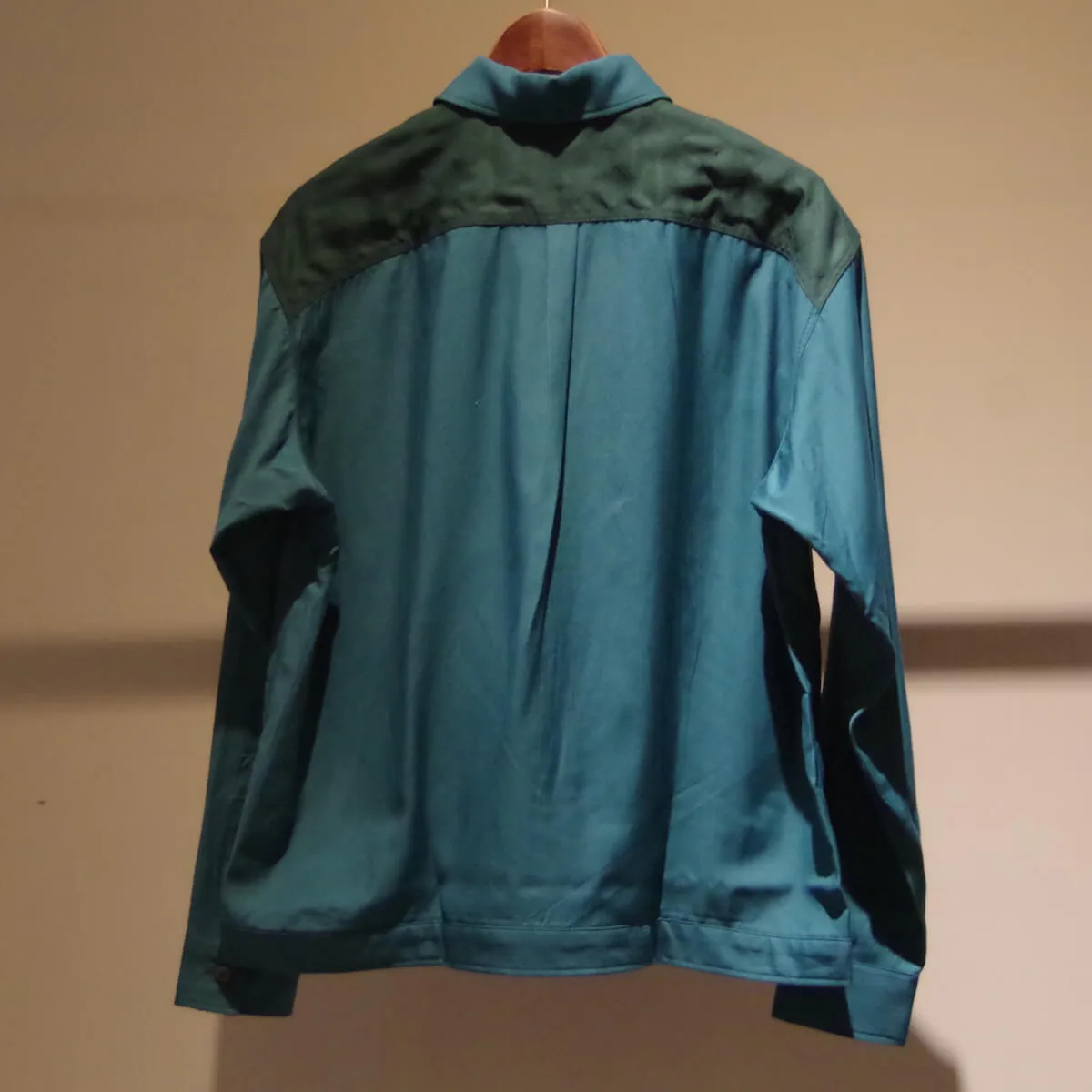 ELEGANT HUNTING SHIRT