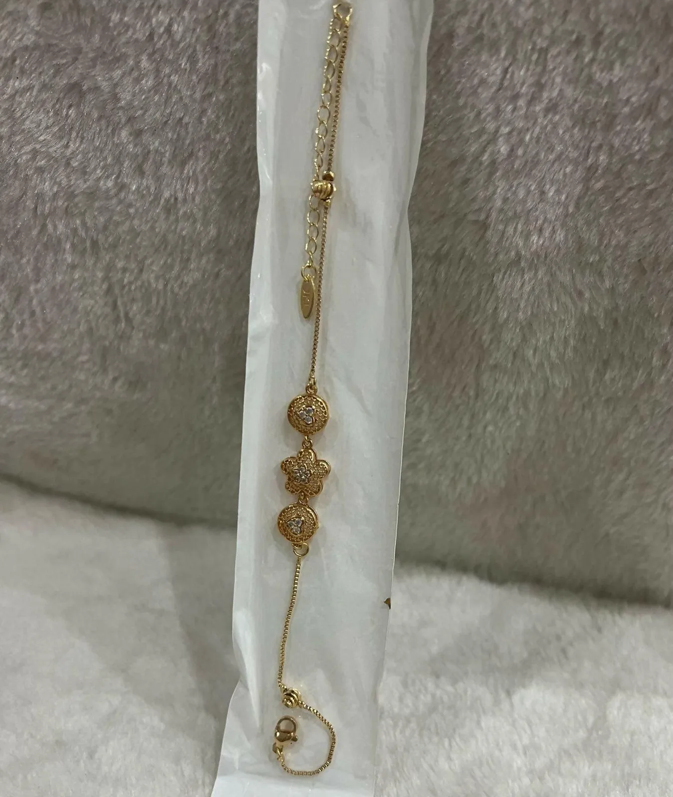 Elegant Women's Bracelets