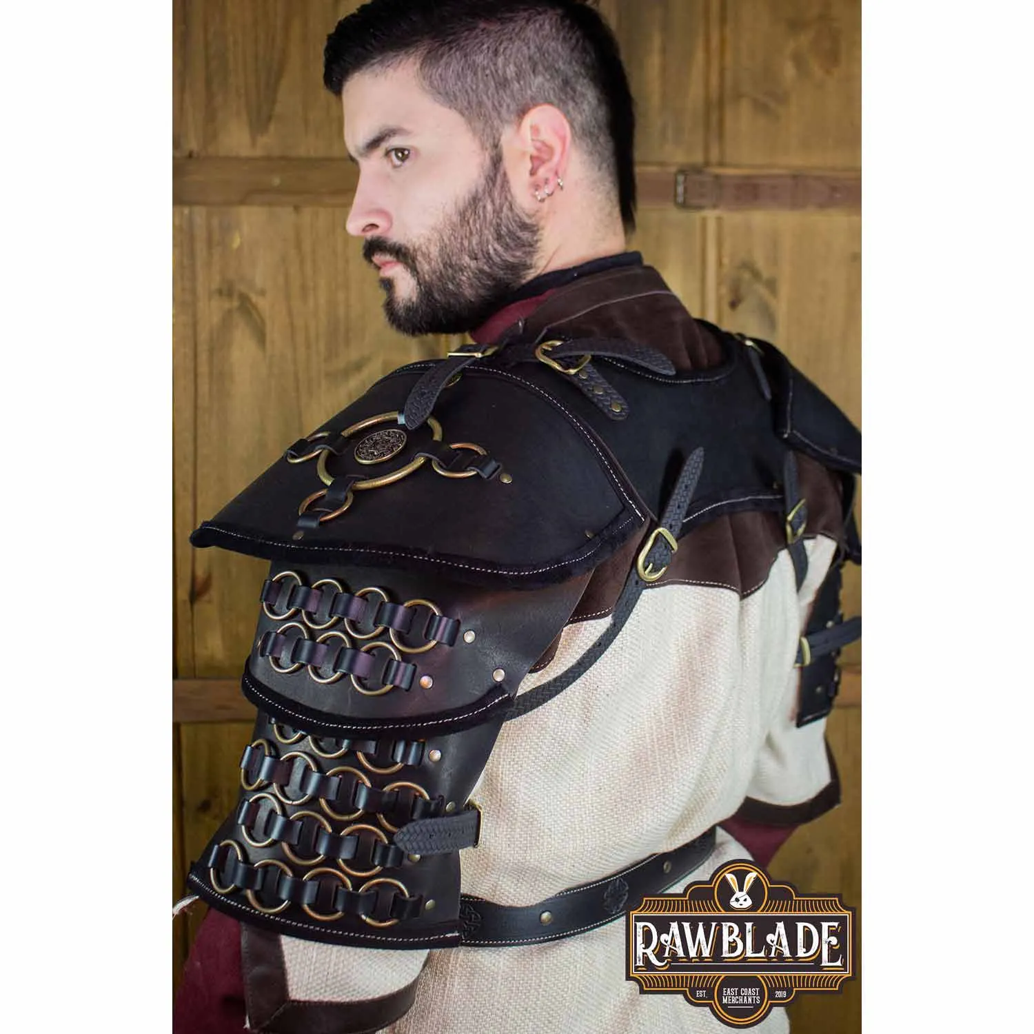 Fighter Gorget with Pauldrons