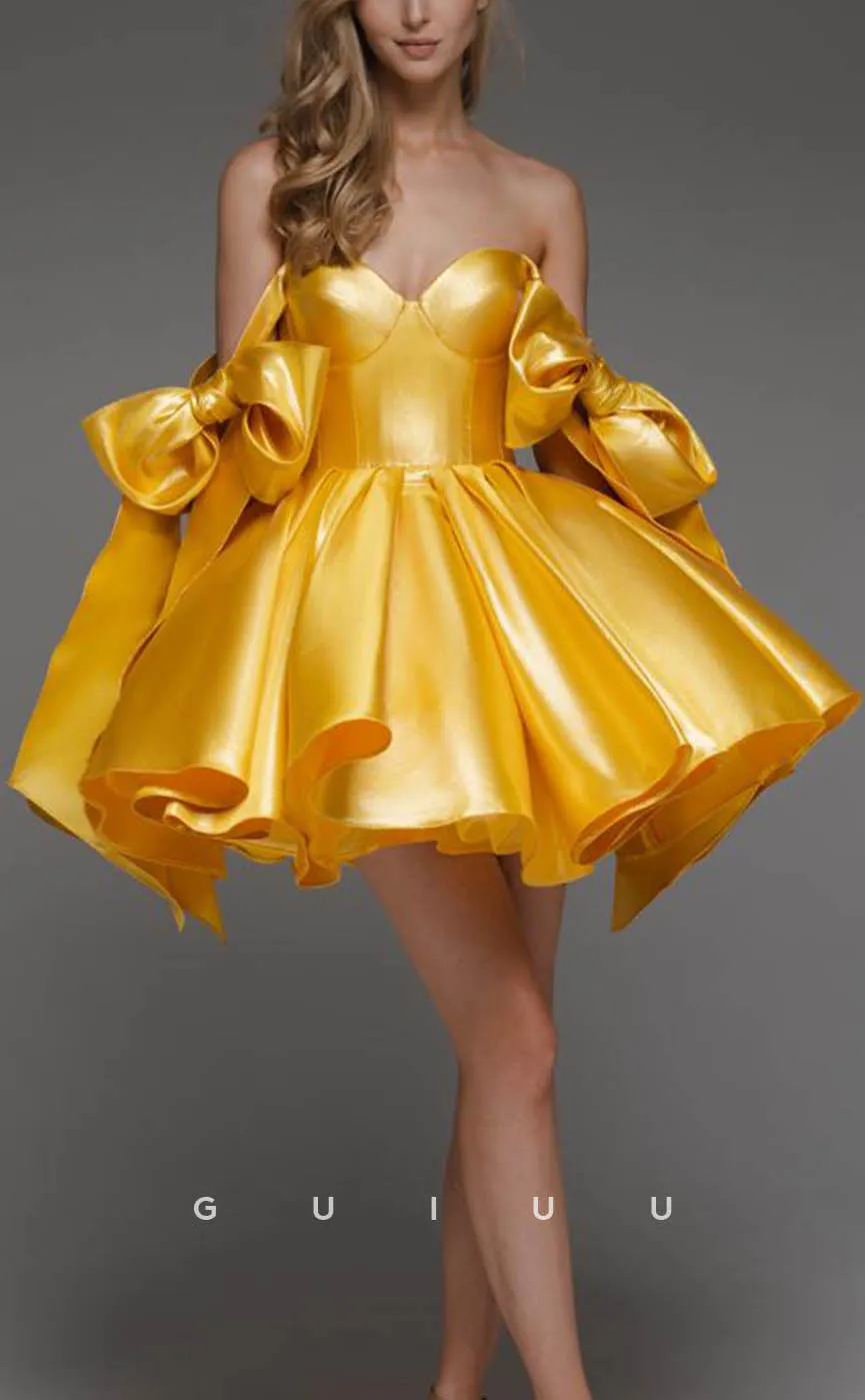 GH616 - Chic & Modern Ball Gown With Bowknots Strap Sweetheart Short Homecoming Dress
