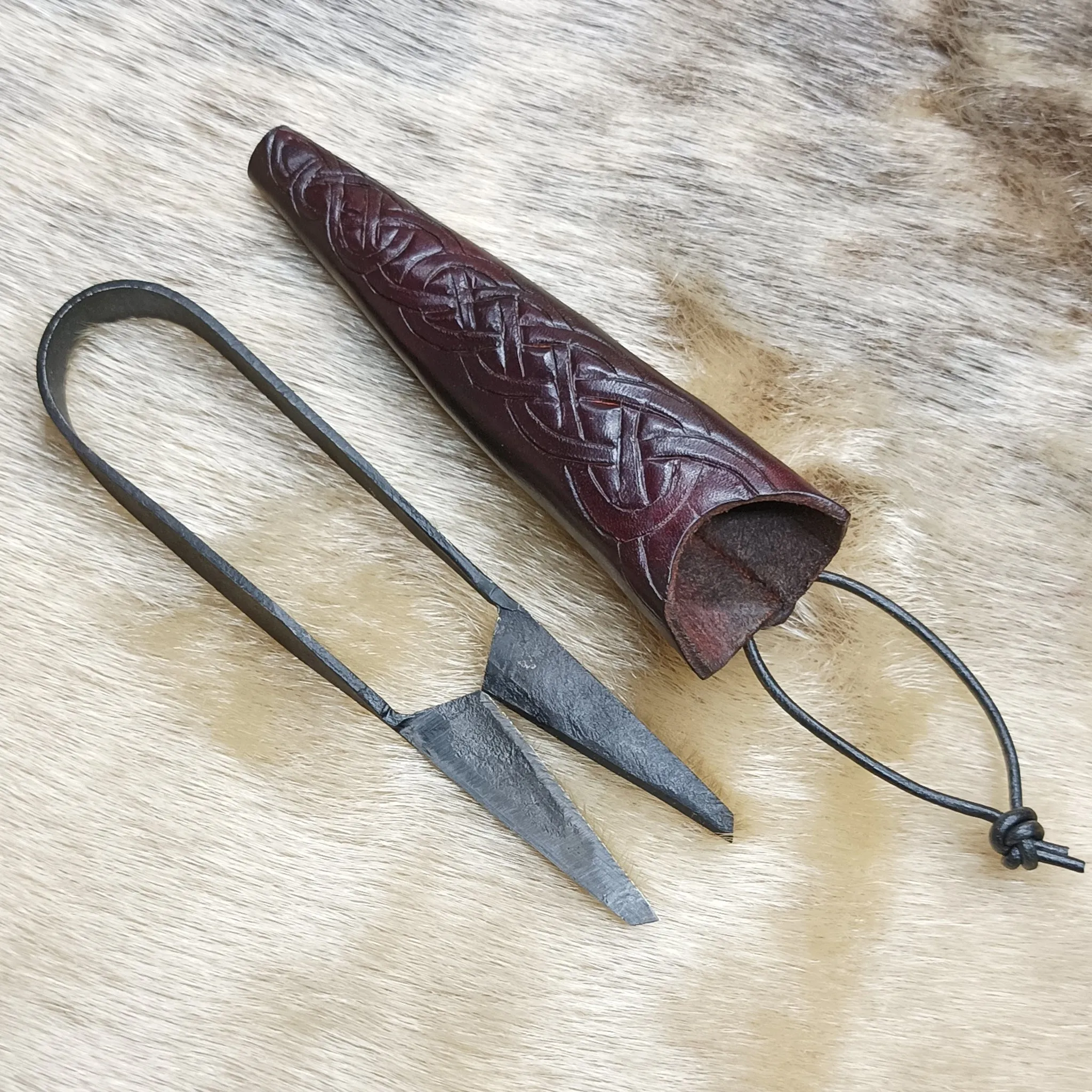 Hand-Forged Medium Snips