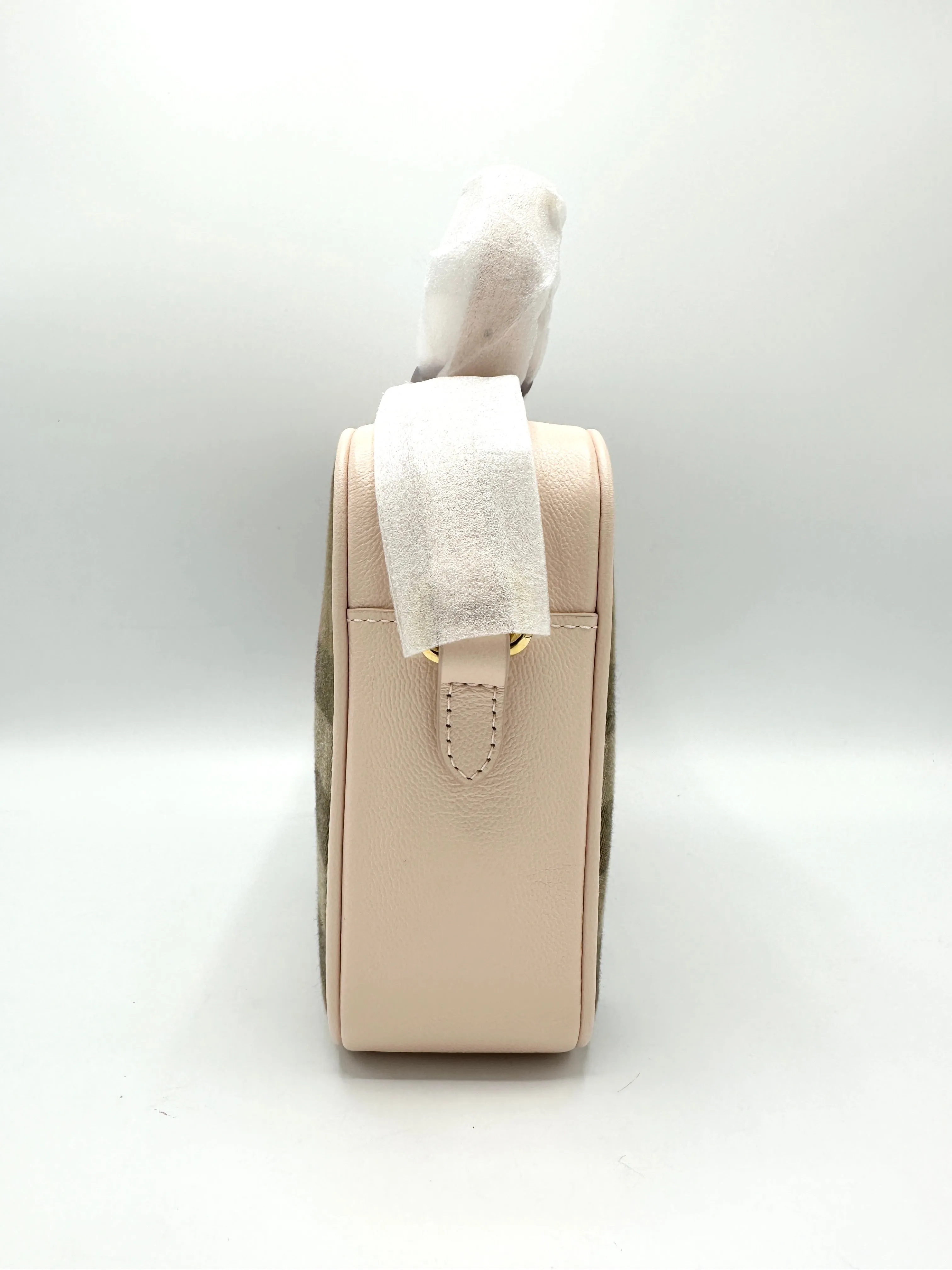 Pink Giant Novacheck Camera Bag