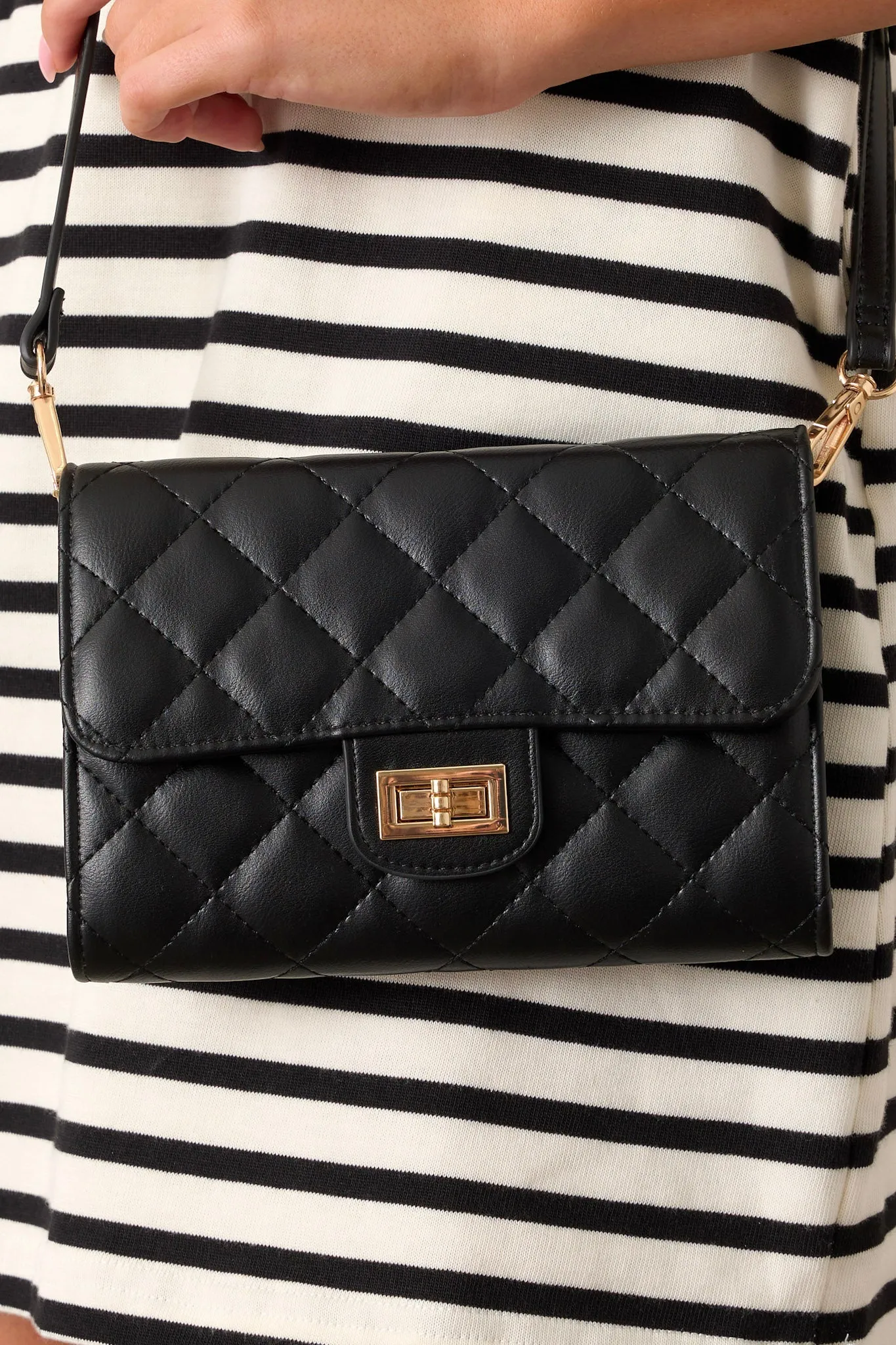 Refined Grace Black Quilted Handbag