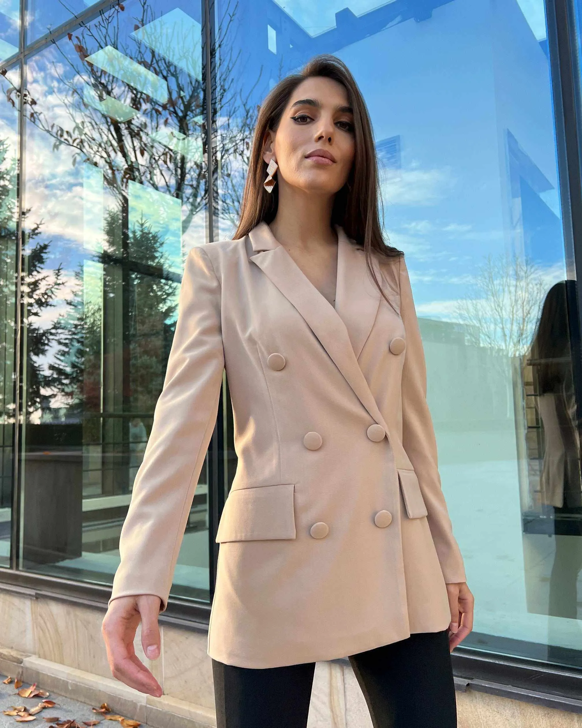 Sacou de costum cu doua rânduri de nasturi