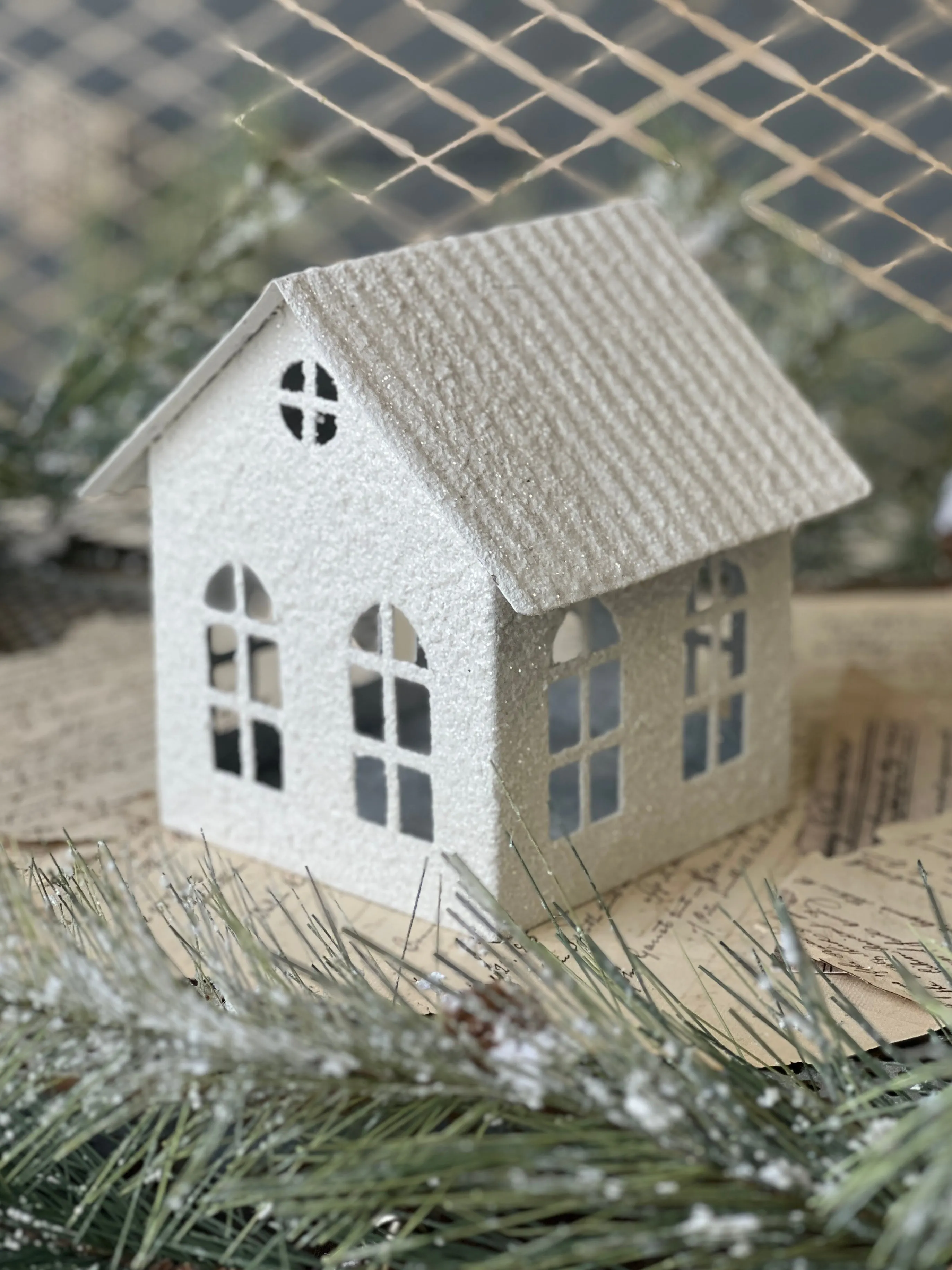 Shining Snowy Cottage | 6.75" | NEW CLOSEOUT   CLEAN UP!  From $3.50 - Last 84pcs!