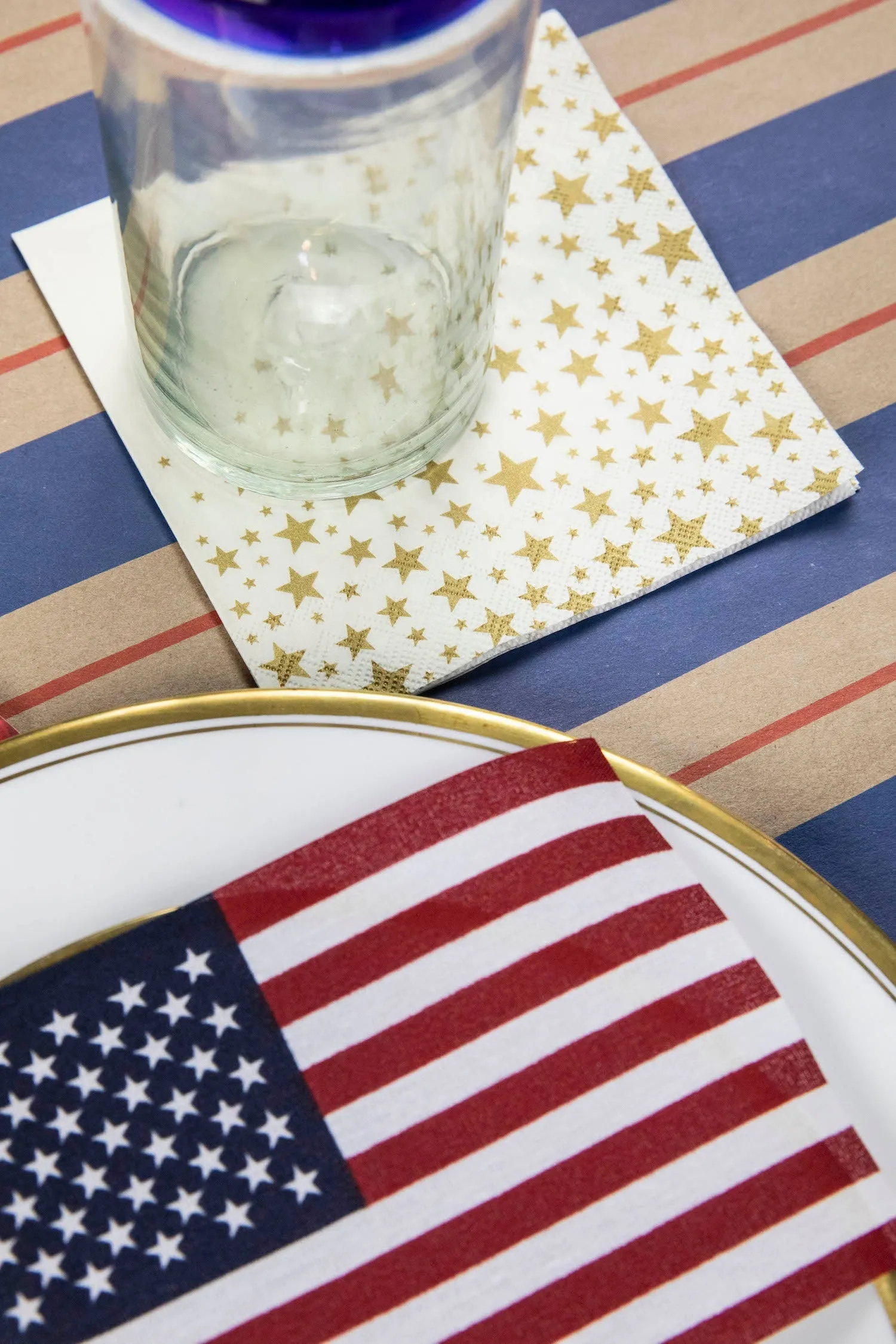 Shining Star Cocktail Napkins - Set of 20