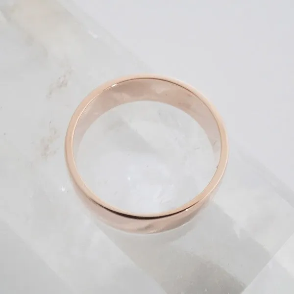 Sleek and Simple Band Ring