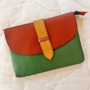 Soruka - Saddle Bag with Wristlet, Seafoam & Ginger