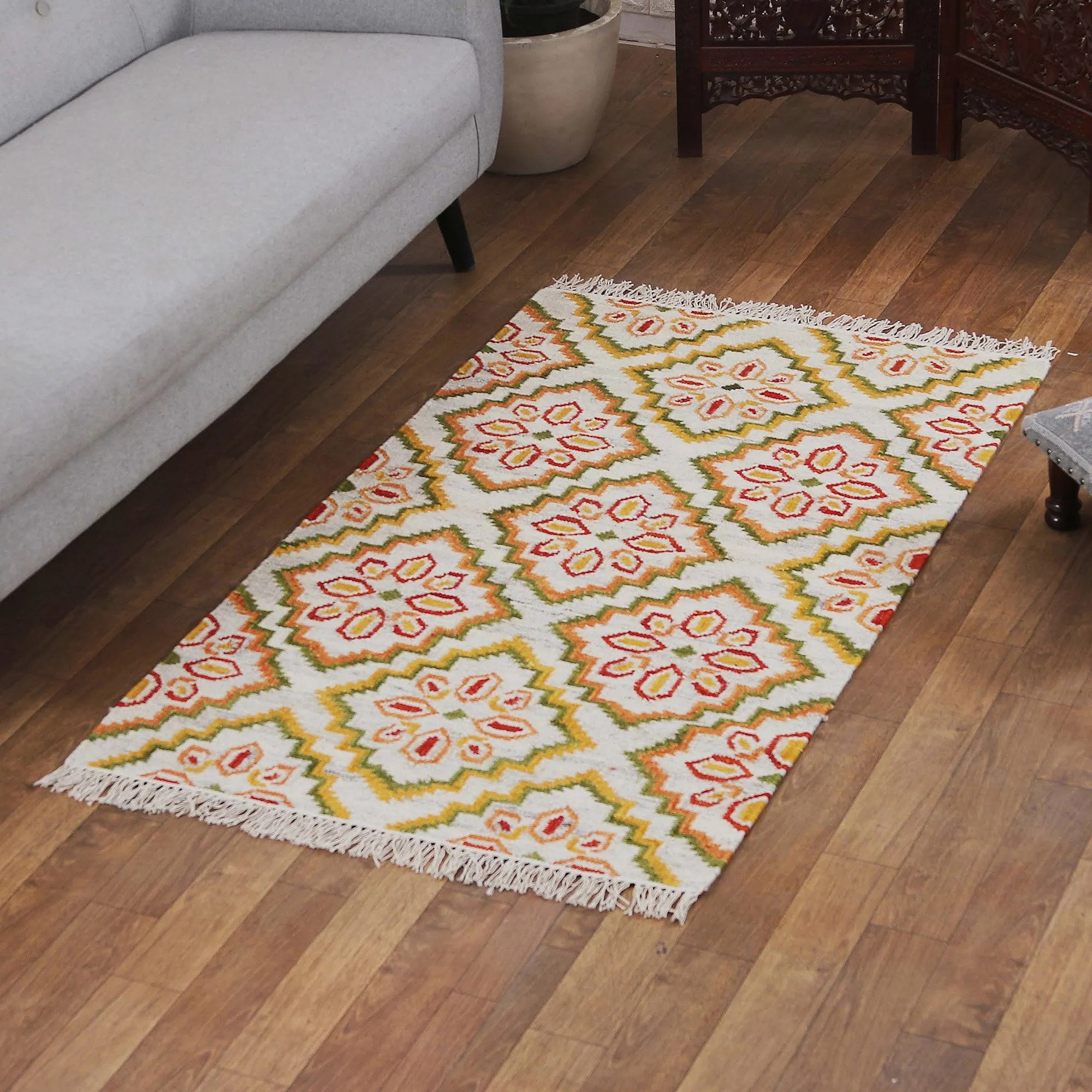 Traditional Floral Handloomed Wool Area Rug from India (3x5) - Floral Boom | NOVICA