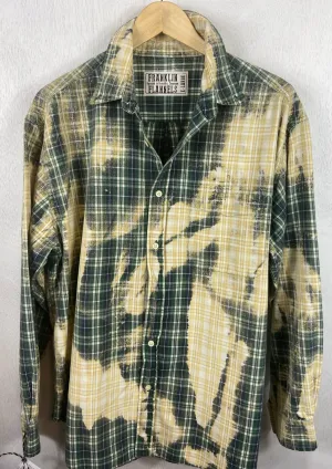 Vintage Green, Light Yellow and White Lightweight Cotton Size XL