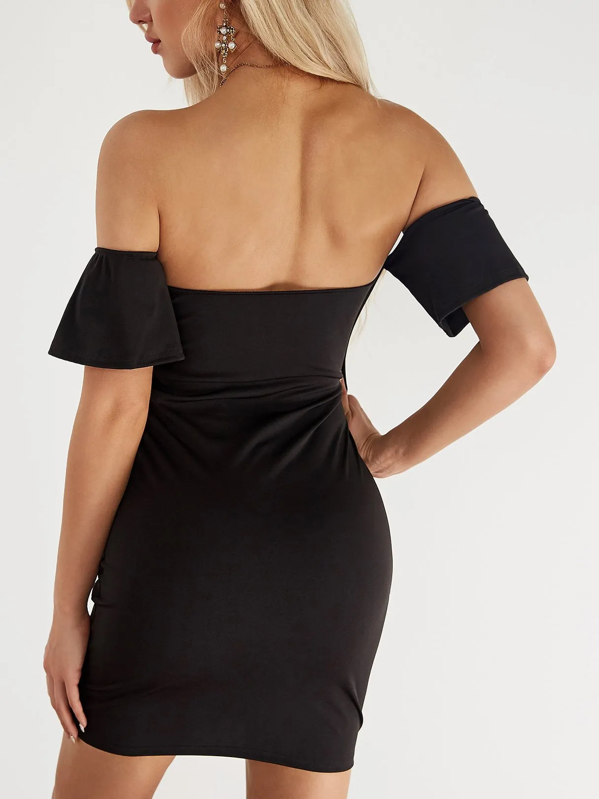 Wholesale Black Strapless Short Sleeve Plain Backless Cut Out Self-Tie Mini Dress
