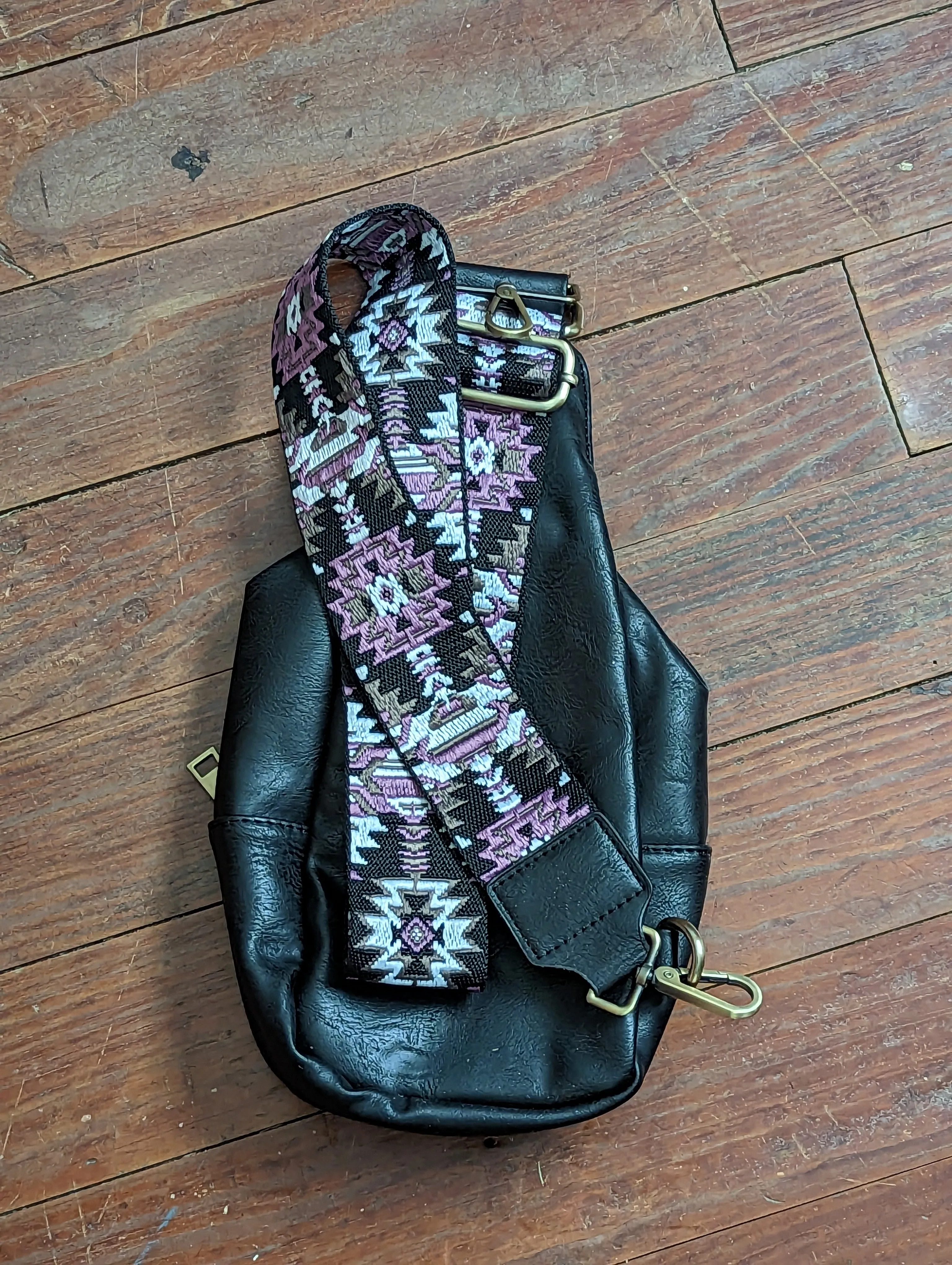 Xavier Black Sling Bag